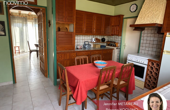 Bourg - Plain-pied 3 chambres avec garage et dépendances — photo 5