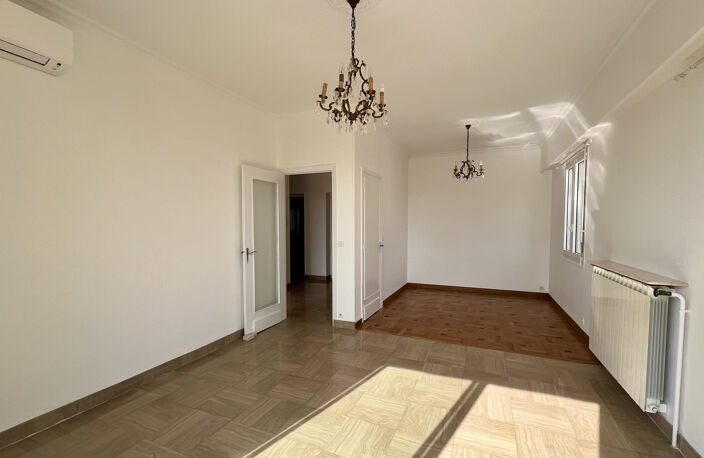 NICE OUEST Napoléon III / Bosquets / Californie / Carras : 3 pièces 75m2 VIDE Terrasse Vue Mer Commodités Ecol — photo 3
