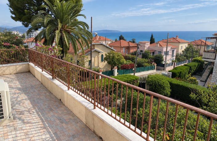 NICE OUEST Napoléon III / Bosquets / Californie / Carras : 3 pièces 75m2 VIDE Terrasse Vue Mer Commodités Ecol — photo 4
