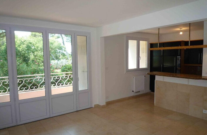 LOCATION APPARTEMENT 1 PIÈCE MONTPELLIER AIGUELONGUE — photo 2