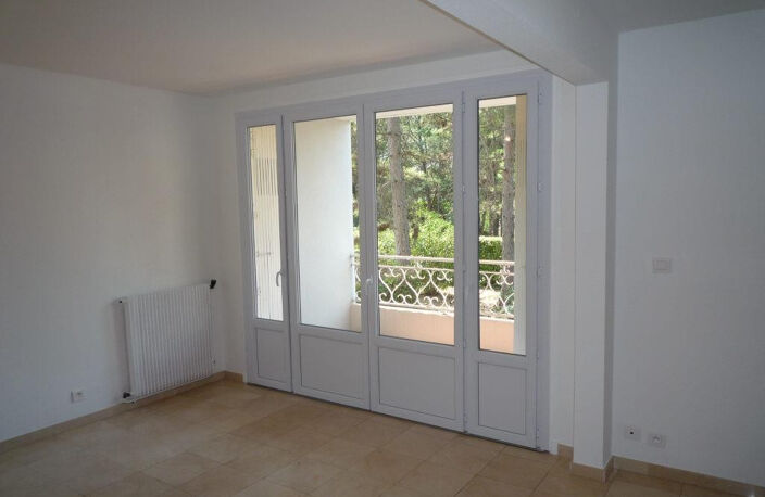 LOCATION APPARTEMENT 1 PIÈCE MONTPELLIER AIGUELONGUE — photo 4