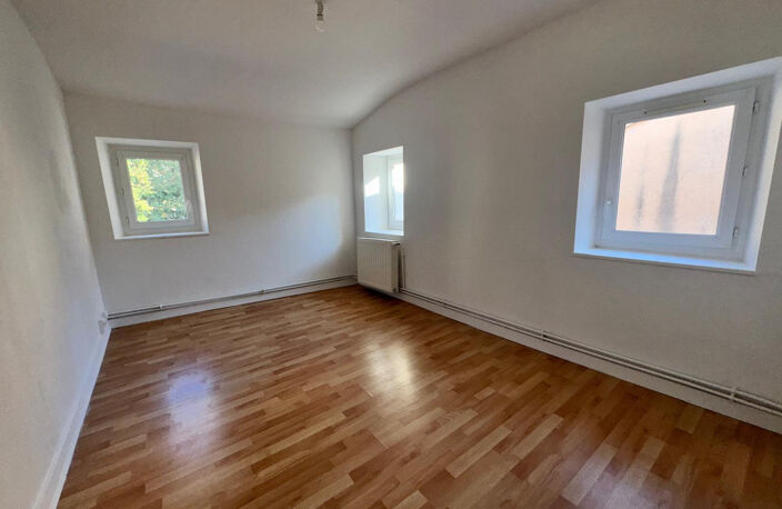 APPARTEMENT T3 ENTIEREMENT REFAIT A NEUF — photo 5