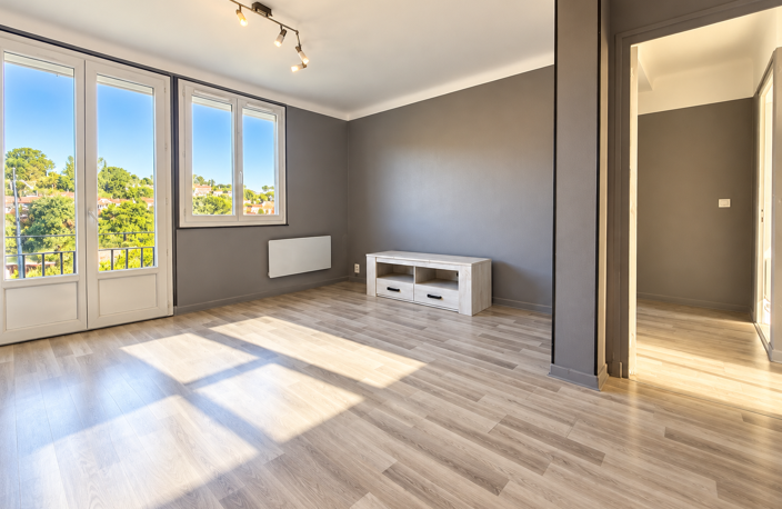 Appartement T3 de 75 m2 avec cave et deux places de parking — photo 2