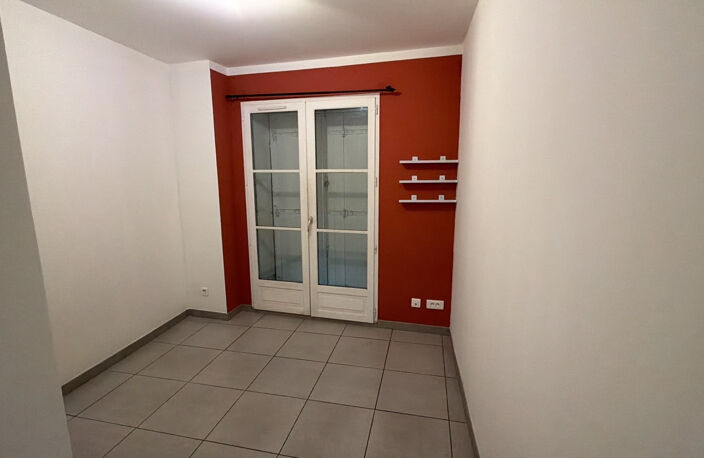 Location Appartement 3 pieces de 47m2 en Duplex avec Parking — photo 3