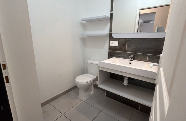 Location Appartement 3 pieces de 47m2 en Duplex avec Parking — photo 5