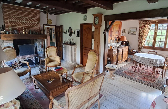MAISON 8 PIECES  5 CHAMBRES ET GARAGE INDEPENDANT — photo 3