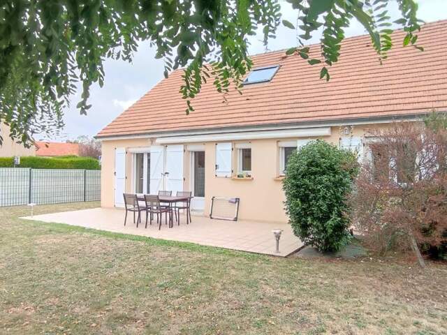 15 min Nord Ouest Le Mans Maison de 1996 edifiée sur sous-sol... — photo du bien
