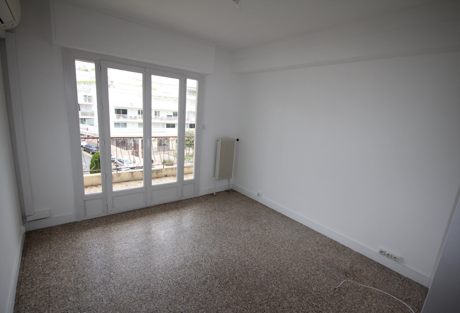 LUMINEUX STUDIO CANNES MARIA — photo 1