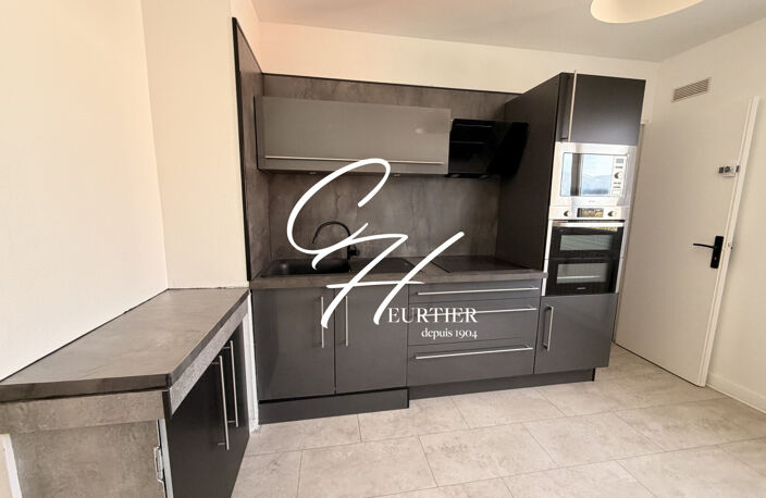 EYBENS - APPARTEMENT T3 - REFAIT A NEUF — photo 3