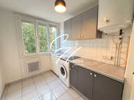 SEYSSINET-PARISET - APPARTEMENT T1 - MEUBLE — photo 2