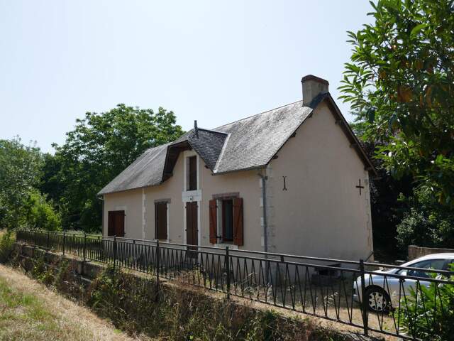 Maison 5 pièces 112 m² à Ciron — photo du bien