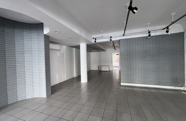 AXE PASSANT — photo 2