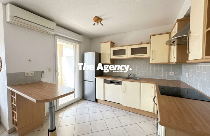 T3 64m² - MARSEILLE 10E — photo 3