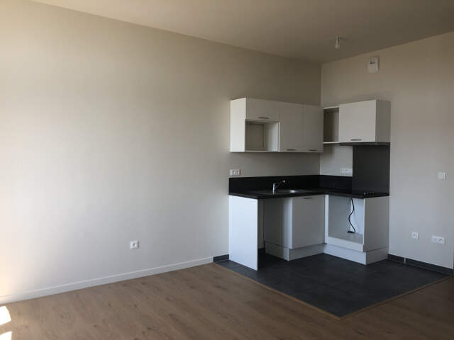 A LOUER LA VISITATION APPARTEMENT DE TYPE 3 DE STANDING — photo du bien