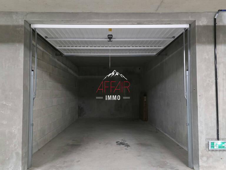 GARAGE - 74160 ARCHAMPS — photo 1
