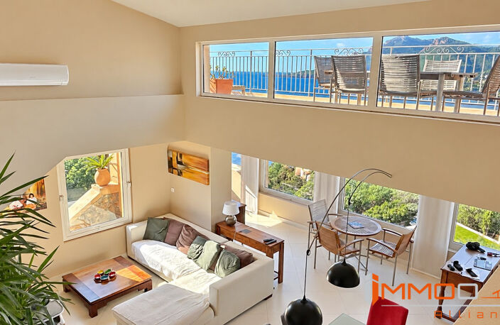 Théoule-sur-Mer, Miramar, Duplex de caractère avec toit-terras — photo 3