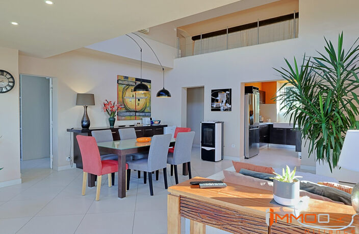 Théoule-sur-Mer, Miramar, Duplex de caractère avec toit-terras — photo 5