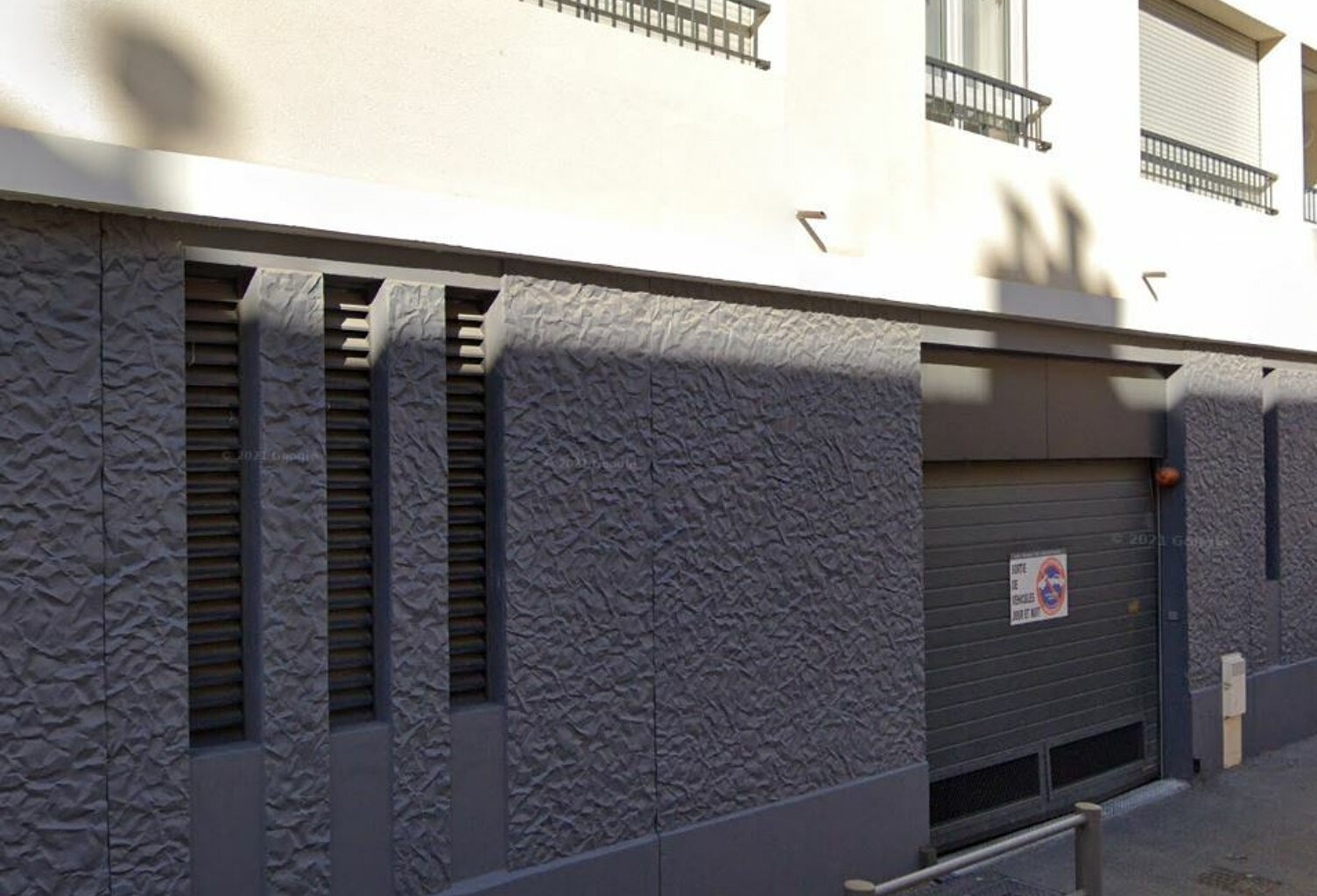 PARKING PROX BAILLE 13005 — photo 1