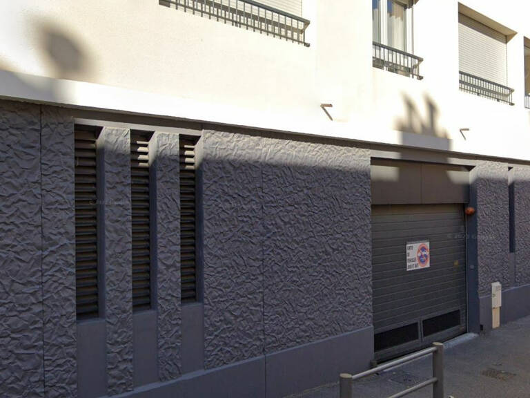 PARKING PROX BAILLE 13005 — photo 1