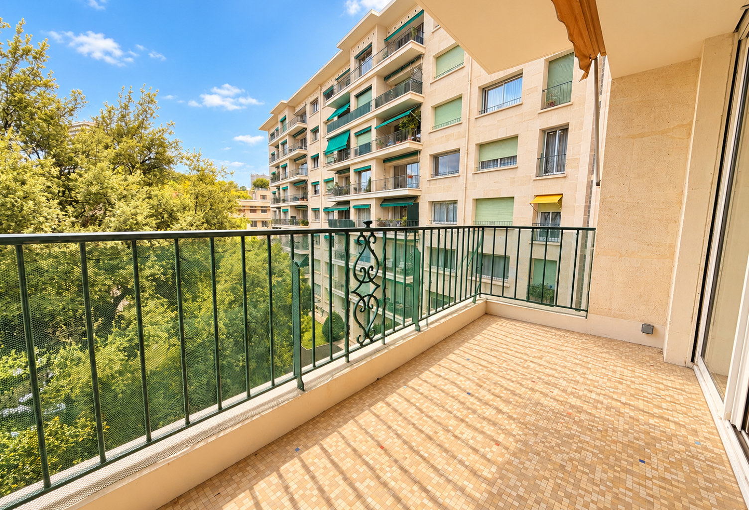 MARSEILLE 13008   RÉSIDENCE ÎLE DE FRANCE   T3 DE 76 M2 AVEC — photo 1