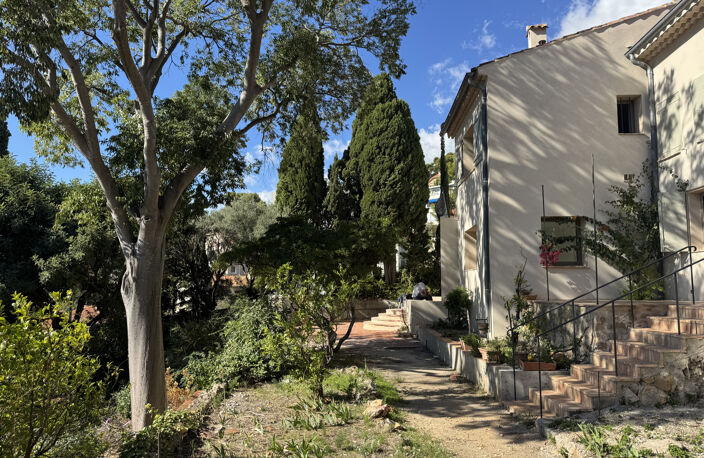 TOULON - FARON - Demeure de 1730 - Un projet de rénovation d — photo 2