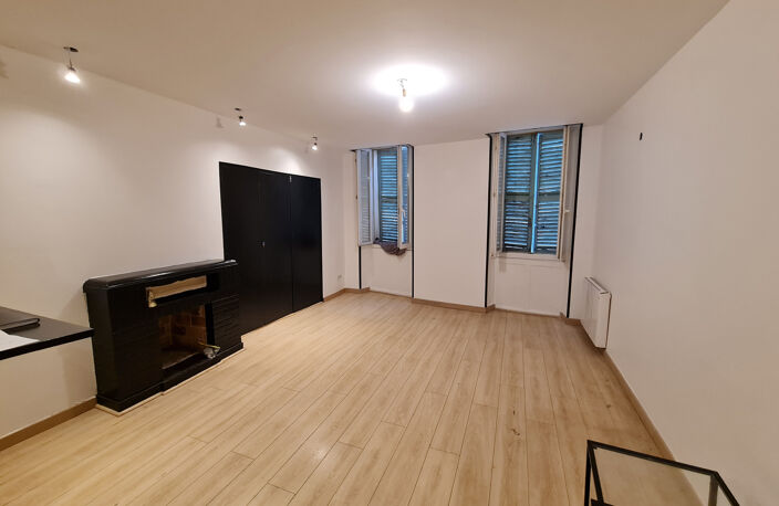 STUDIO 31 M2 CENTRE VILLE — photo 2