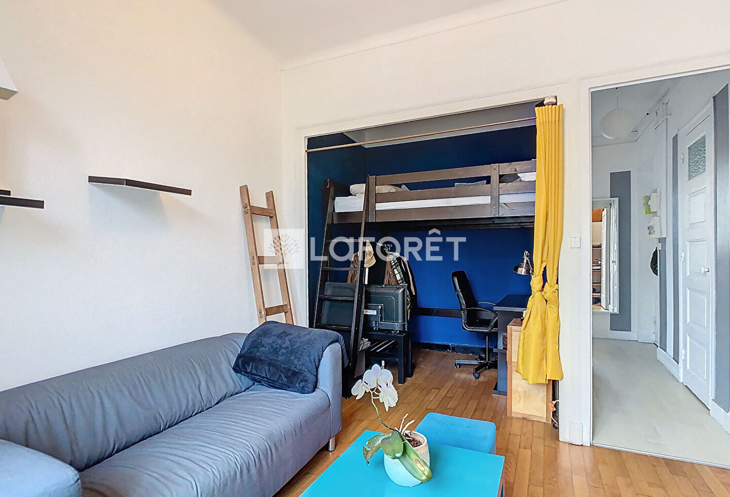 LYON 8e - RUE PAUL CAZENEUVE — photo 1