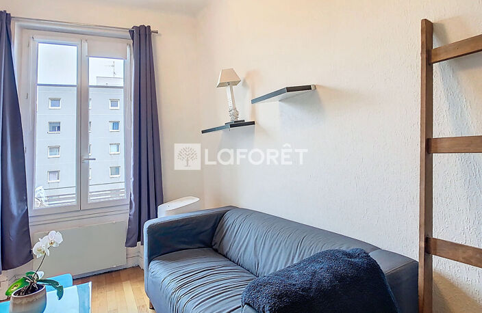 LYON 8e - RUE PAUL CAZENEUVE — photo 2