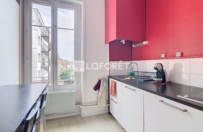 LYON 8e - RUE PAUL CAZENEUVE — photo 5