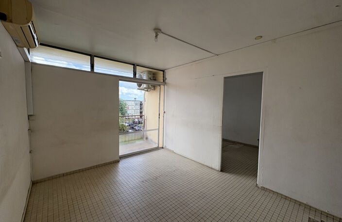 APPARTEMENT T2 LES ABYMES — photo 4