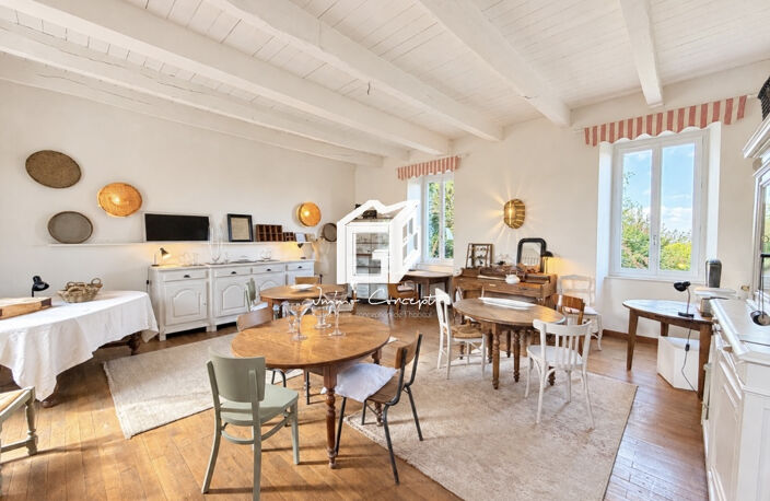 Propriété de caractère en pierre   12 pièces   400 m2 — photo 5