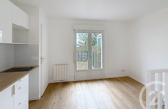 Location appartement 2 pièces 41 m² à Saint-Maur-des-Fossés (94100) — photo 2
