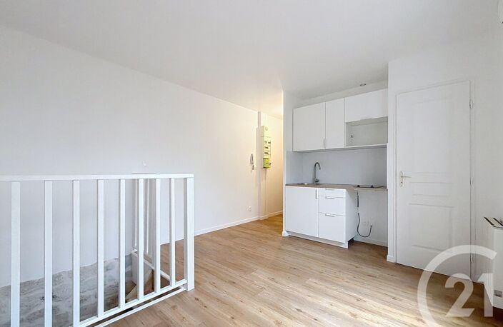 Location appartement 2 pièces 41 m² à Saint-Maur-des-Fossés (94100) — photo 3