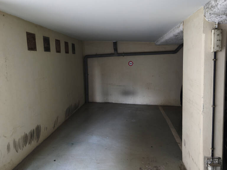 Parking Couvert - Nice Nord Saint Barthelemy — photo 1
