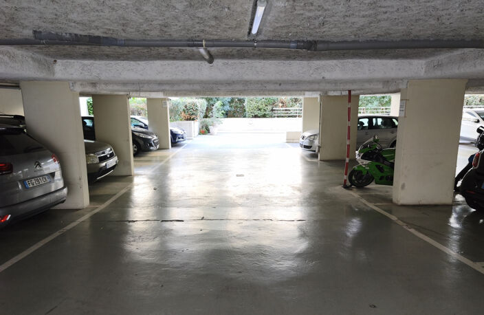 Parking Couvert - Nice Nord Saint Barthelemy — photo 2