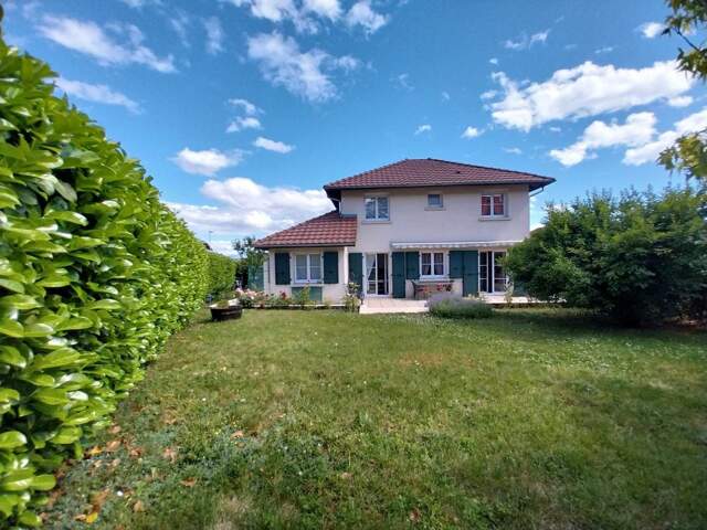 Maison À Vendre — photo du bien