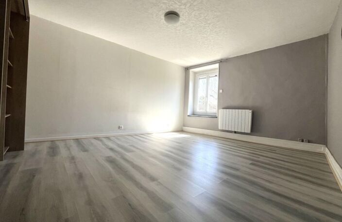 À VENDRE - Maison spacieuse de 151 m² à Saint-Maurice-de-Gourdans — photo 5