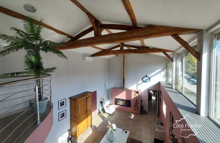 PROPRIÉTÉ DE CARACTÈRE AVEC INSTALLATIONS ÉQUESTRES, PISCINE — photo 5