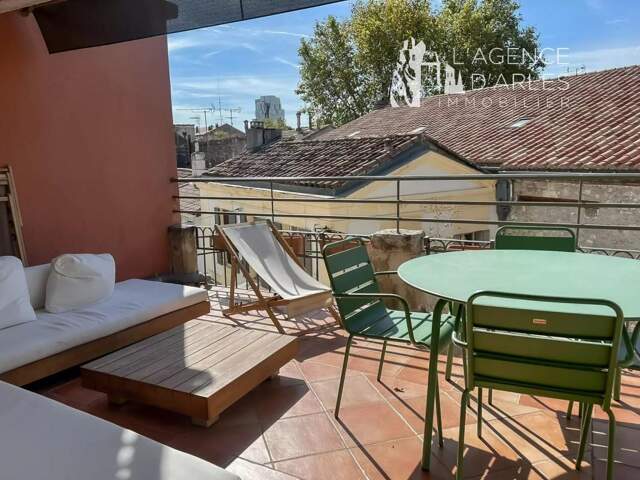 ARLES, proche Portagnel -  Maison arlésienne de caractère avec terrasse – 157 m² — photo du bien