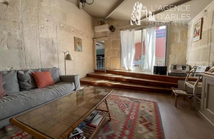 ARLES, proche Portagnel -  Maison arlésienne de caractère avec terrasse – 157 m² — photo 5
