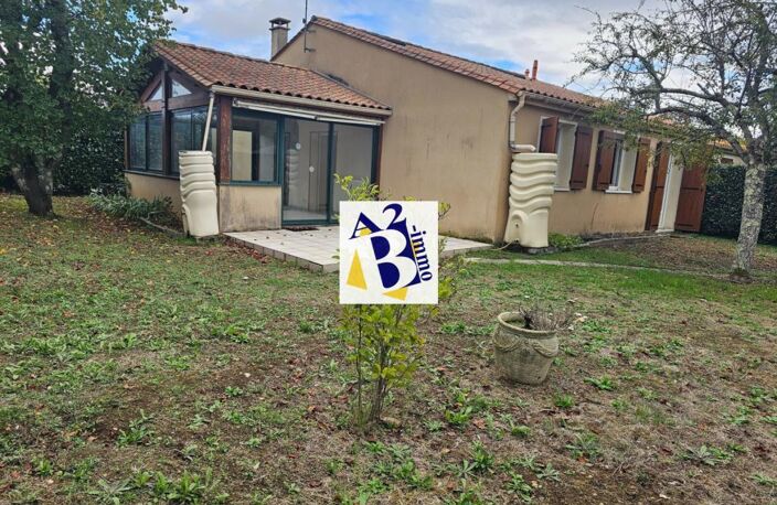 Soyaux, maison T4, garage, jardin — photo 2