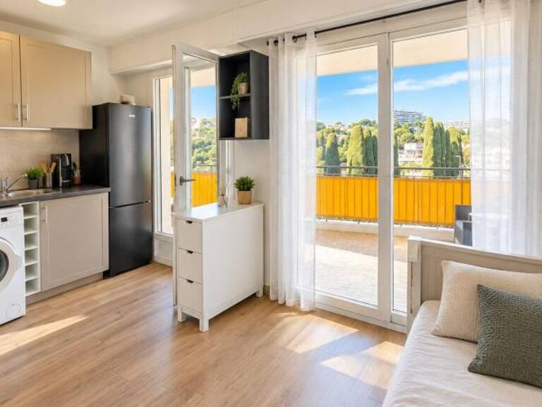 REFAIT A NEUF - TERRASSE - CLEF EN MAIN - INVESTISSEUR/PREMIER ACHAT — photo 1