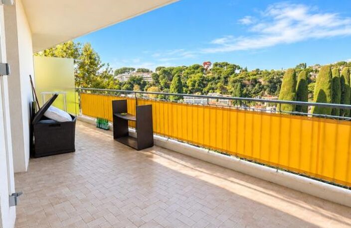 REFAIT A NEUF - TERRASSE - CLEF EN MAIN - INVESTISSEUR/PREMIER ACHAT — photo 5