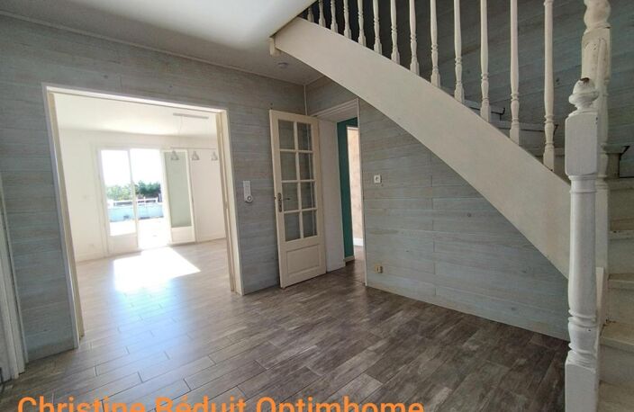 CHARENTE, COULGENS, maison 131 m² 4 chambres, terrain de 2000 m² — photo 3