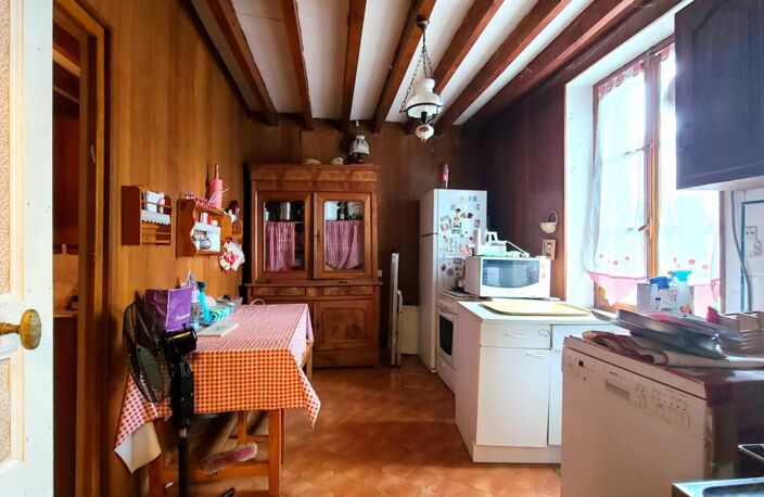 CHARTRES - MAISON 75 m² - JARDIN ET GRANGE — photo 2