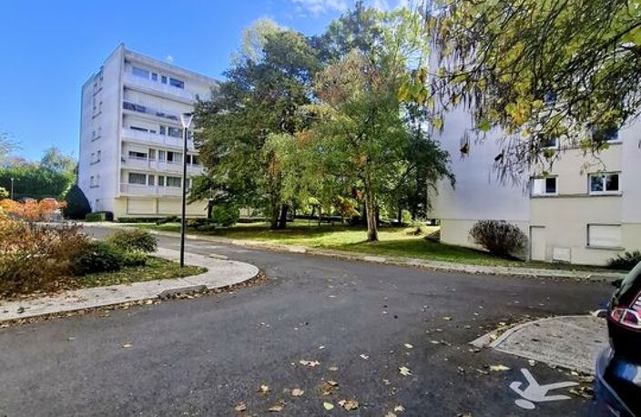 A vendre appartement T3 Saint jean de bray   90000euros — photo 2