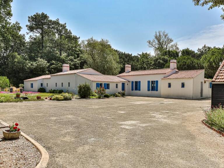 PROPRIETE DE CHARME - VENDEE — photo 1