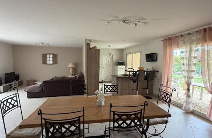 Brie. Maison 116 m² avec garage — photo 3
