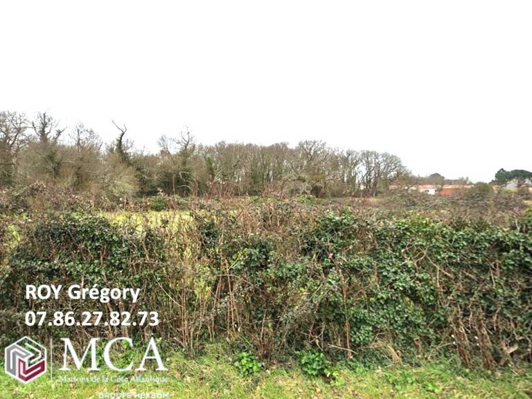 Terrain à bâtir à Étaules (17750) — photo 1