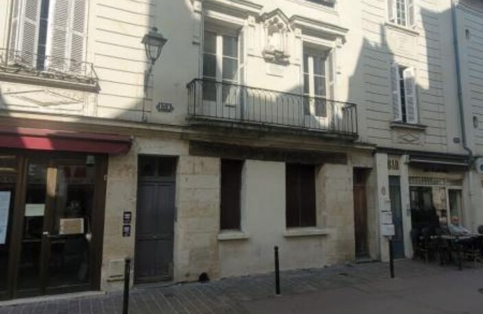 Appartement T2 - 42 m² au 3ème et dernier étage - Quartier Cathedrale-Colbert - 37000 TOURS — photo 2